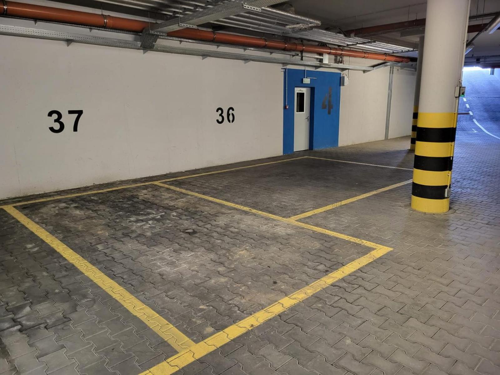 Apartament Em Klimatyzacja&Parking 제수프 외부 사진