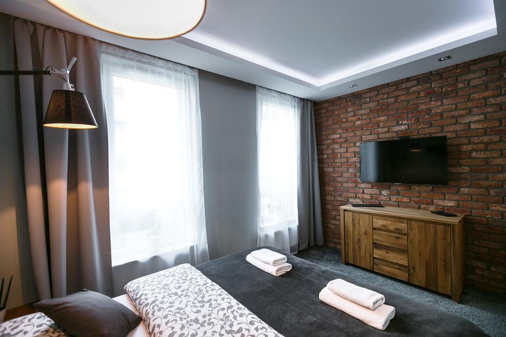 Apartament Em Klimatyzacja&Parking 제수프 외부 사진