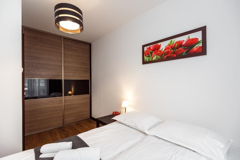 Apartament Em Klimatyzacja&Parking 제수프 외부 사진